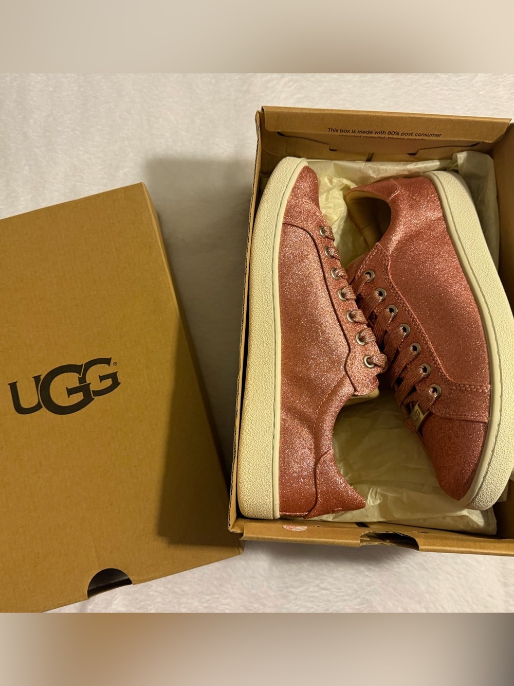 UGG Women’s pink glitter Low-Top Sneakers. Size 8
